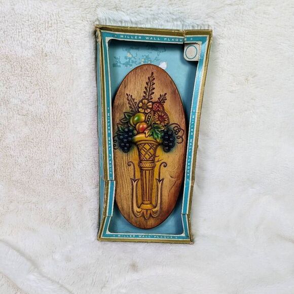 Vintage Miller Wall Plaque Hand Painted Fruit Oval Wall Hanging Home Decor NWT - Picture 1 of 6